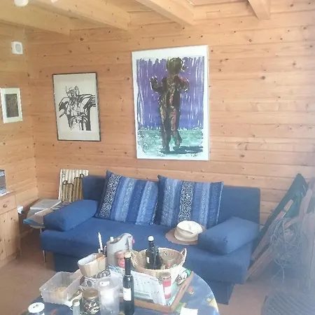 Holzhaus Rheingoldstrasse 49a *